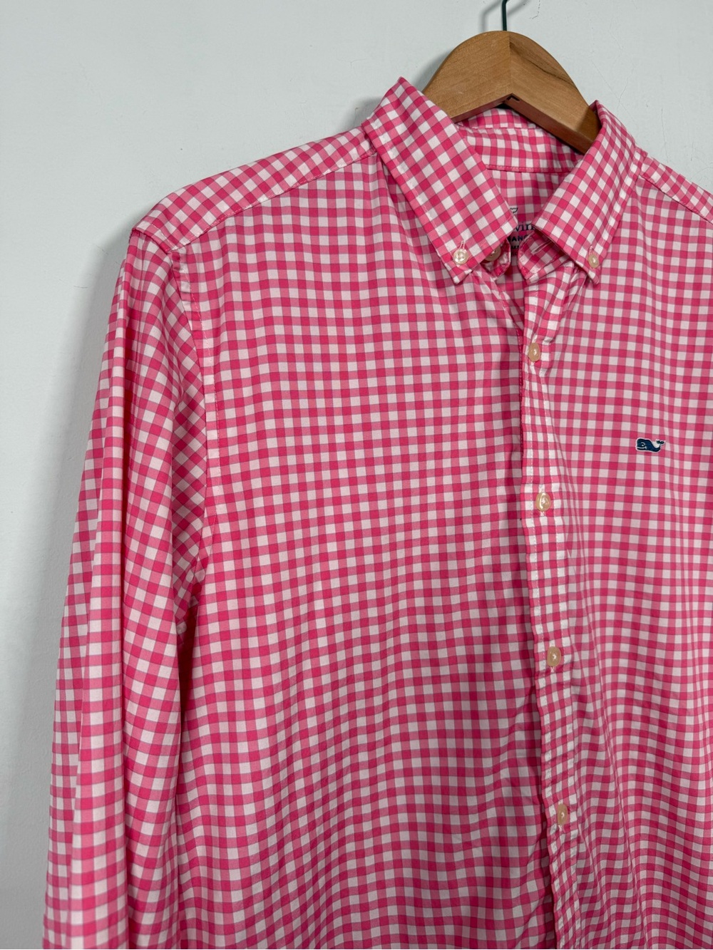 Vineyard Vines Pink Gingham Performance Button Up Shirt, Size M, Like New! - Picture 3 of 10